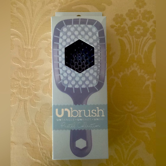 As seen on TikTok! Unbrush Detangling Hair Brush in Blue - Picture 1 of 7